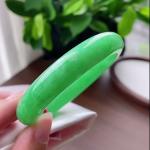 满绿正圈手镯